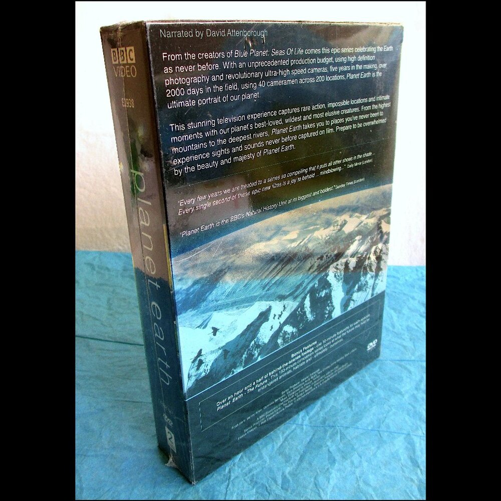 DVD Box Set Planet Earth: The Complete Series (NWOT) narr by David Attenborough - Picture 2 of 5